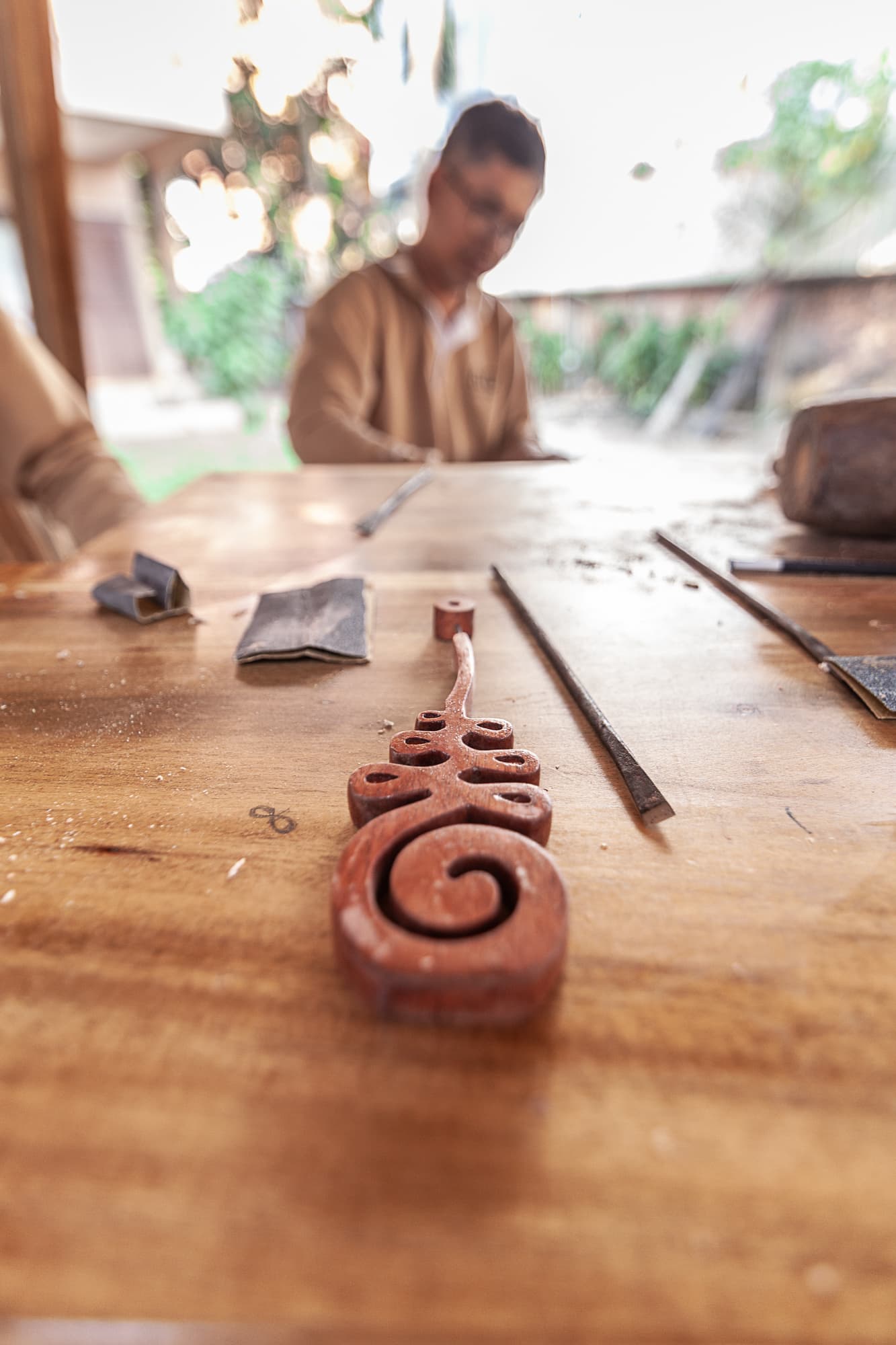 Portrait of a Satcha artisan in the workshop.