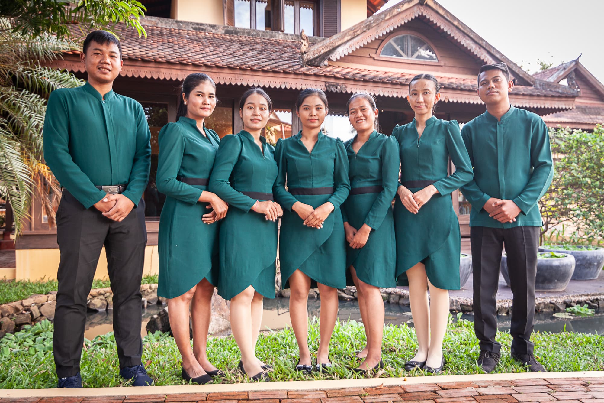A member of the Satcha welcome and guide team.